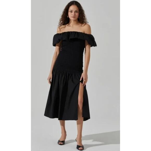 ASTR the label shirred off the shoulder ruffle dress Size Medium - Picture 1 of 5
